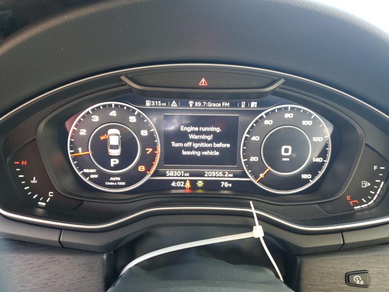 2017 Audi A4 Premium Plus VIN: WAUENAF4XHN048205 Lot: 82567215