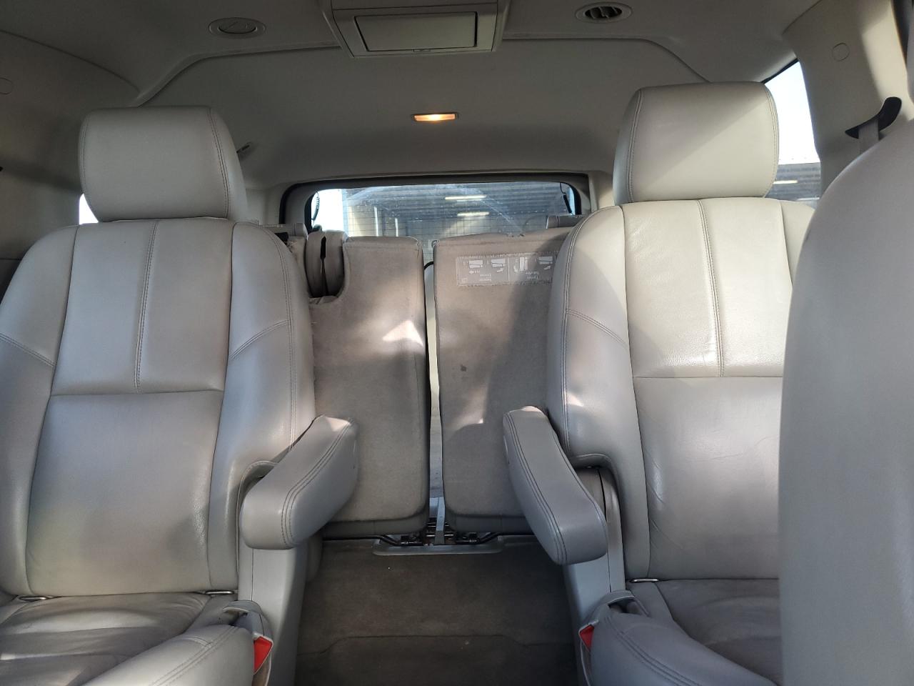 2012 Chevrolet Suburban K1500 Lt VIN: 1GNSKJE76CR281274 Lot: 84215105