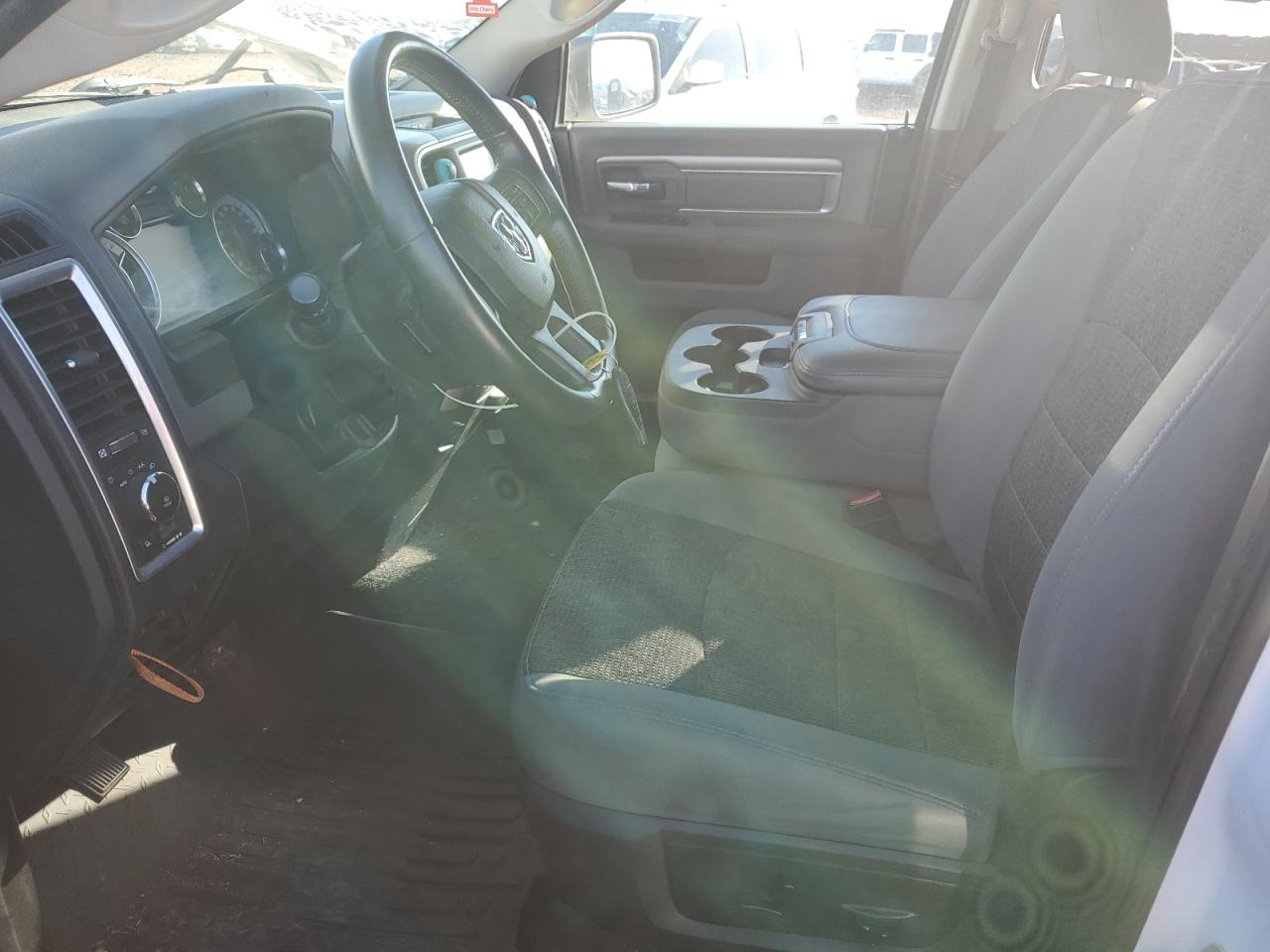 2018 Ram 1500 Slt VIN: 1C6RR6GG8JS305309 Lot: 82657035