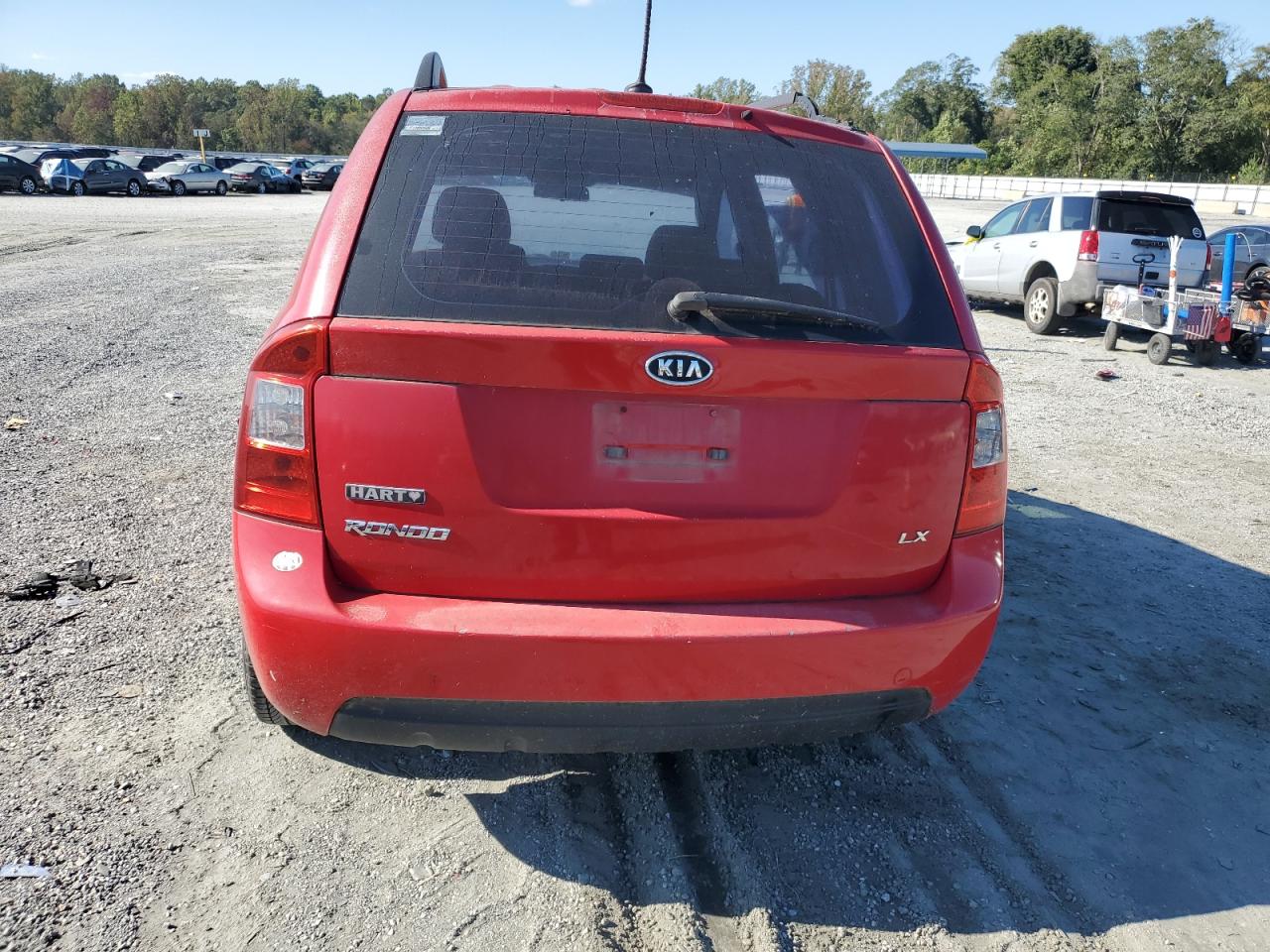 2009 Kia Rondo Base VIN: KNAFG529597262502 Lot: 81885225