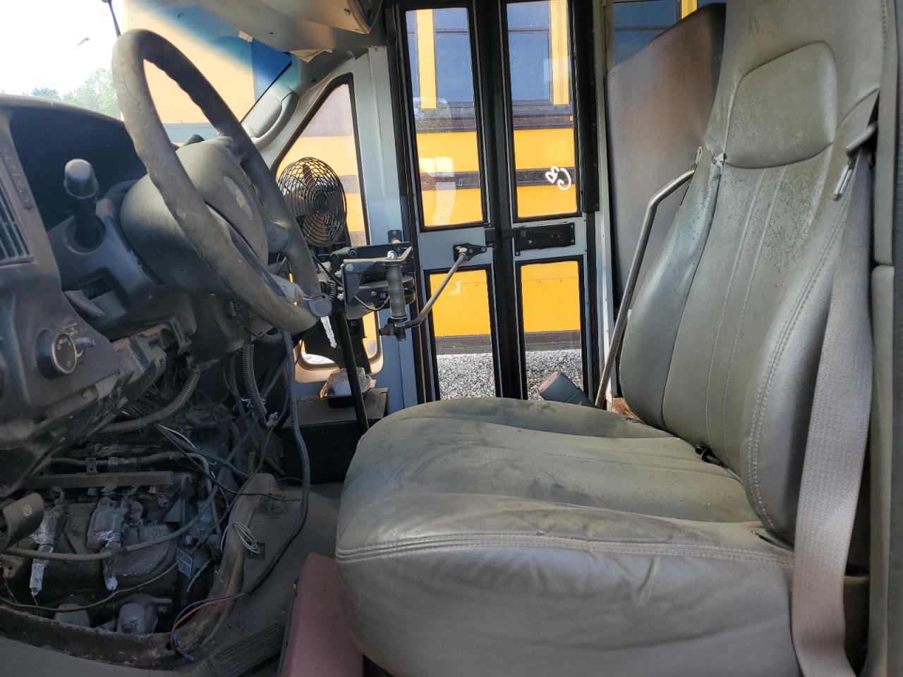 2012 Thomas Minotour G4500 - School Bus VIN: 1GB6G5BG3C1190120 Lot: 81523535