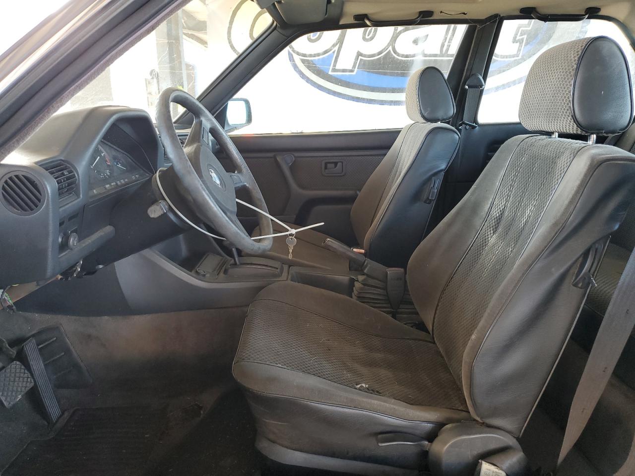 1984 BMW 318 I Automatic VIN: WBAAK8406E8778560 Lot: 86297815