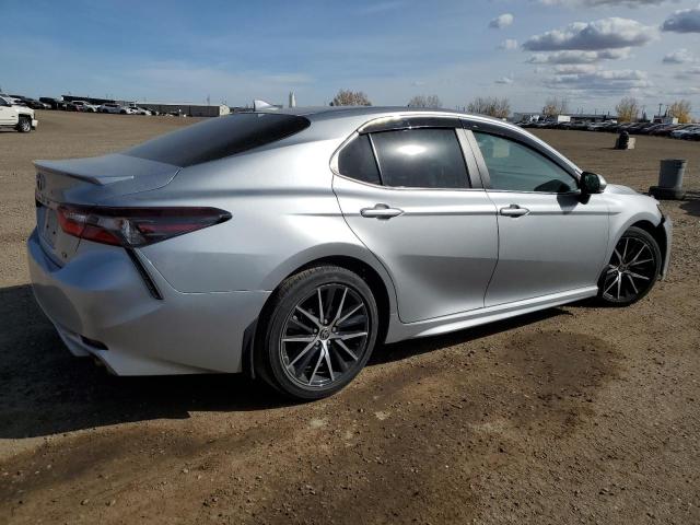  TOYOTA CAMRY 2022 Серебристый