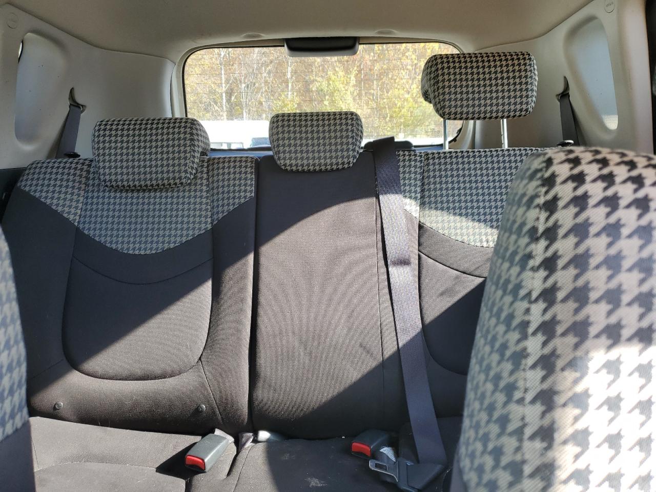 2010 Kia Soul + VIN: KNDJT2A21A7039678 Lot: 90727535