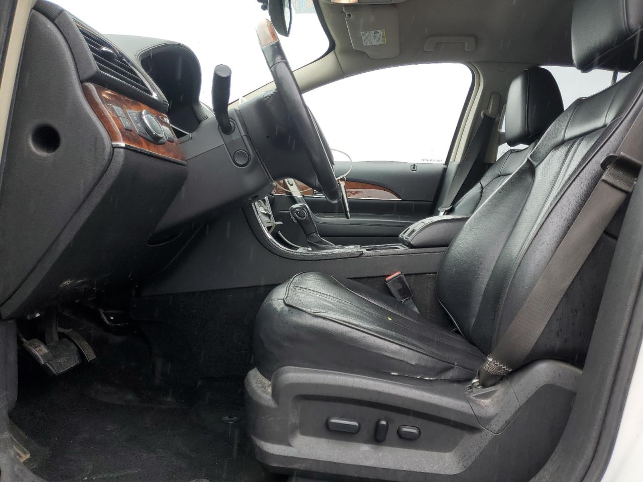 2011 Lincoln Mkx VIN: 2LMDJ8JKXBBJ30995 Lot: 82341815