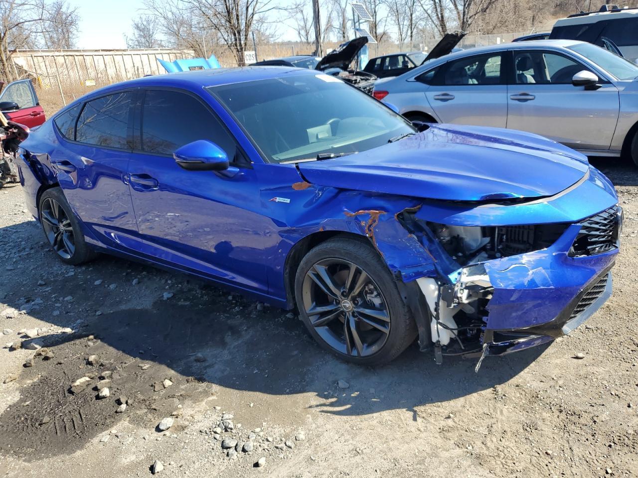 Фото: 19UDE4H62SA006190