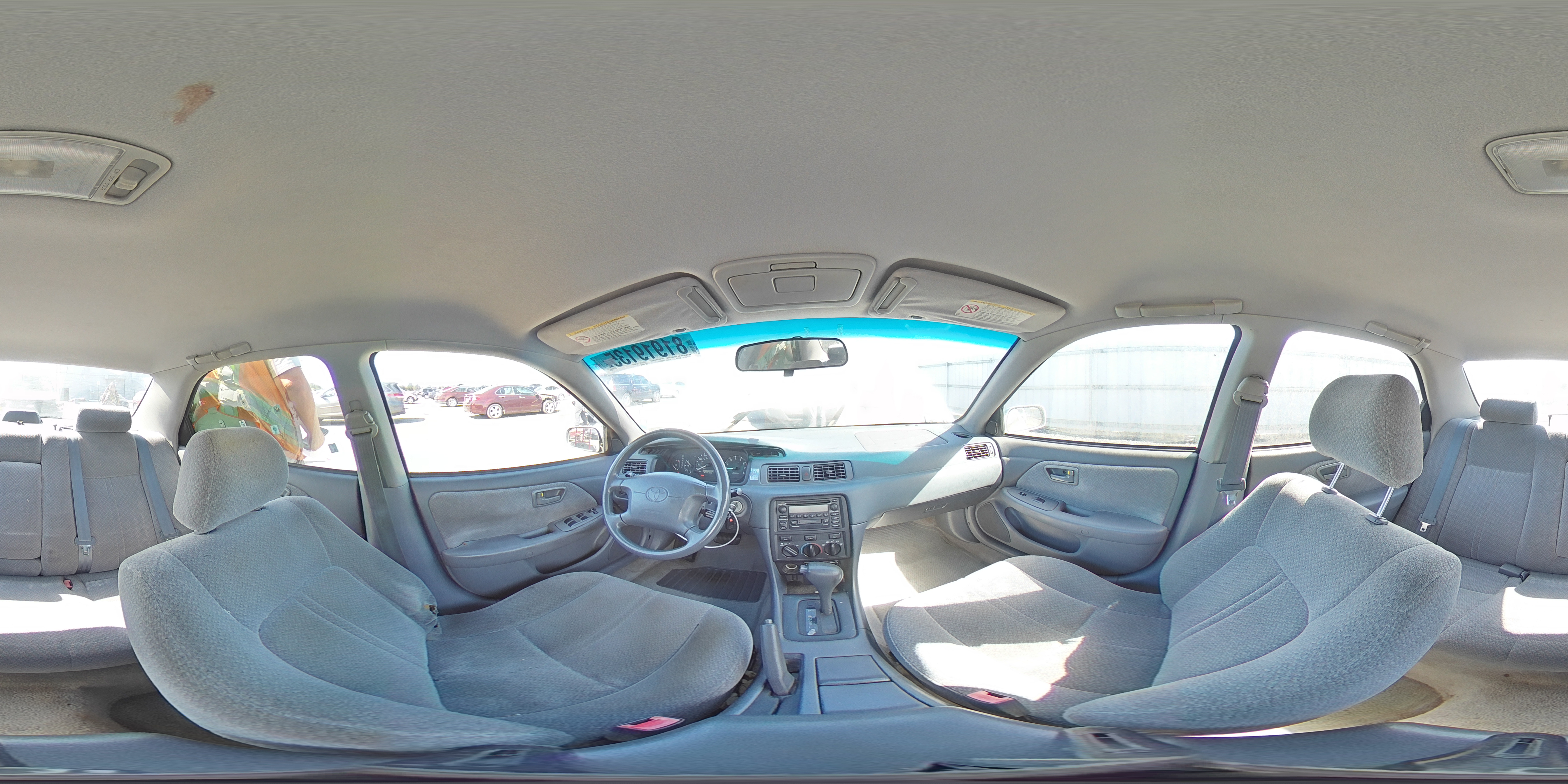 2000 Toyt Camry Le VIN: 4T1BG22K5YU680055 Lot: 81919135