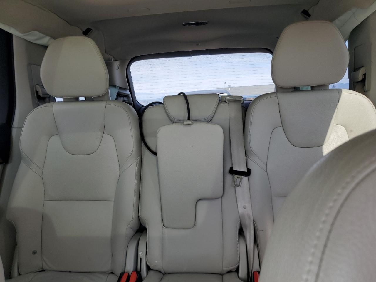 2022 Volvo Xc90 T5 Momentum VIN: YV4102CK6N1834429 Lot: 81923235