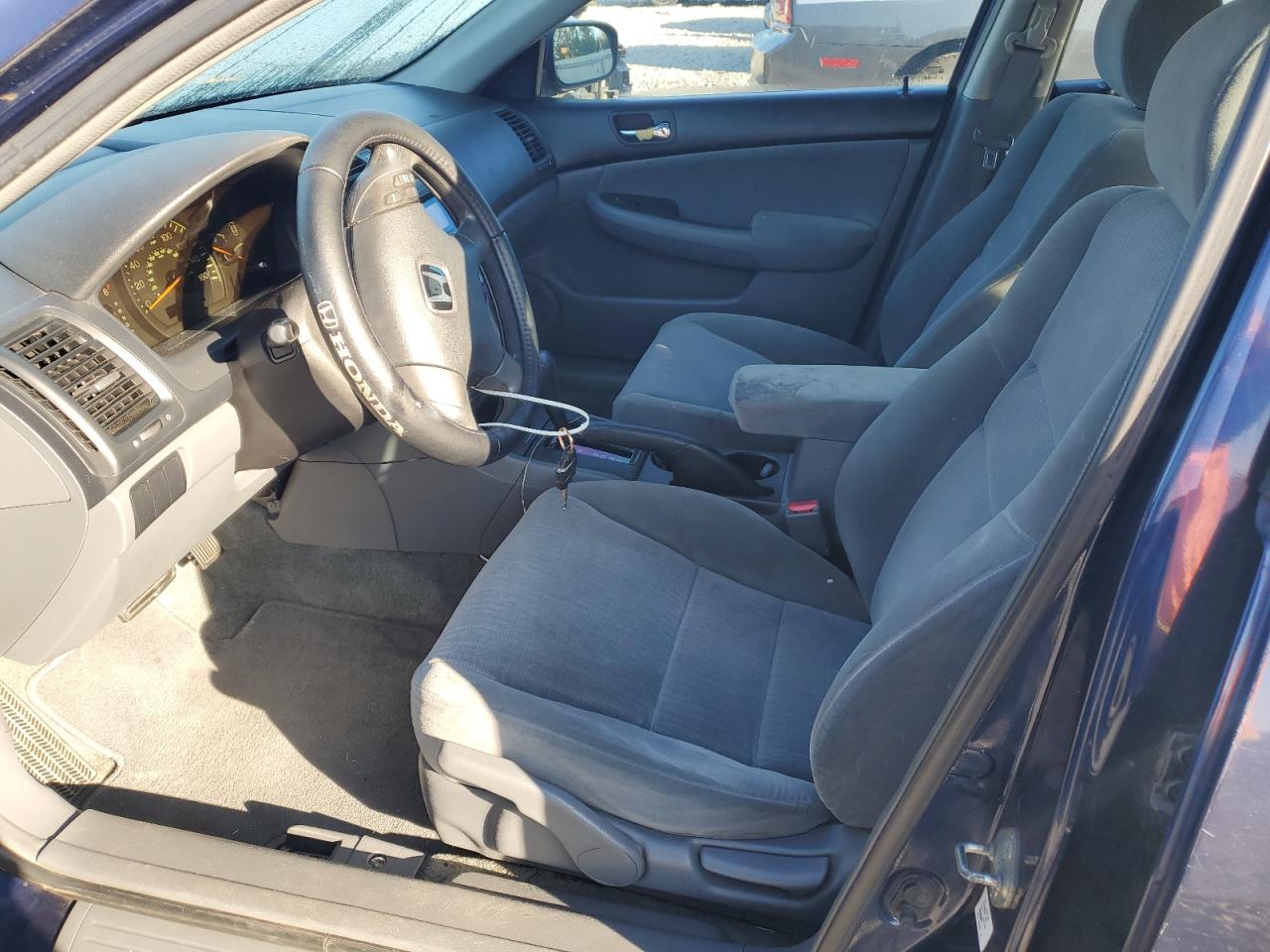 2005 Honda Accord Lx VIN: 1HGCM56465A126083 Lot: 86173575