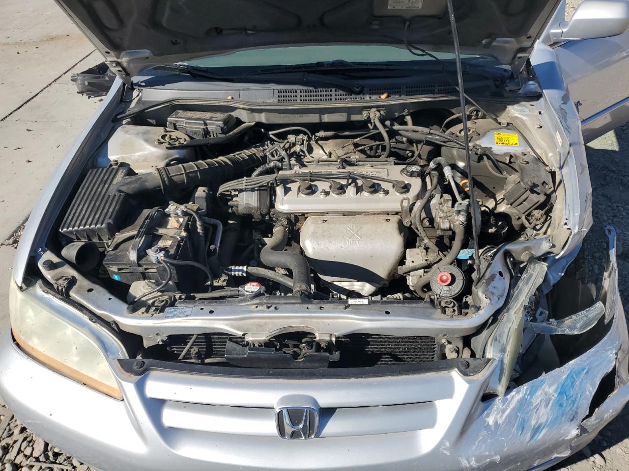 2002 Honda Accord Lx VIN: 3HGCG66552G704399 Lot: 82387785