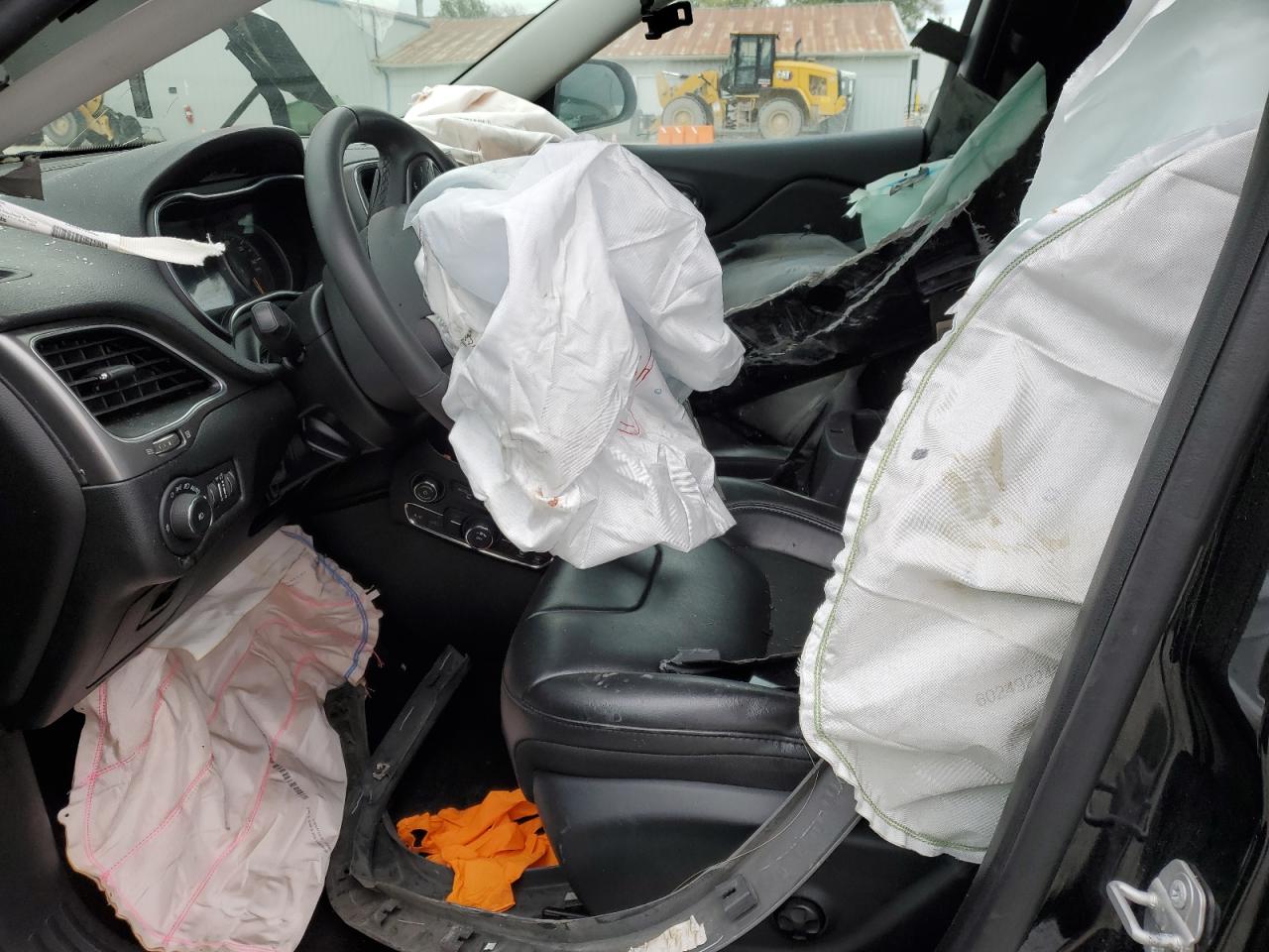 2020 Jeep Cherokee Latitude Plus VIN: 1C4PJMLB6LD651825 Lot: 87383785