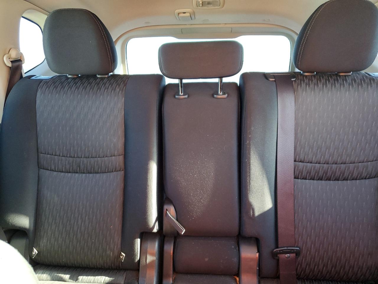 2017 Nissan Rogue S VIN: JN8AT2MV3HW001900 Lot: 85714495