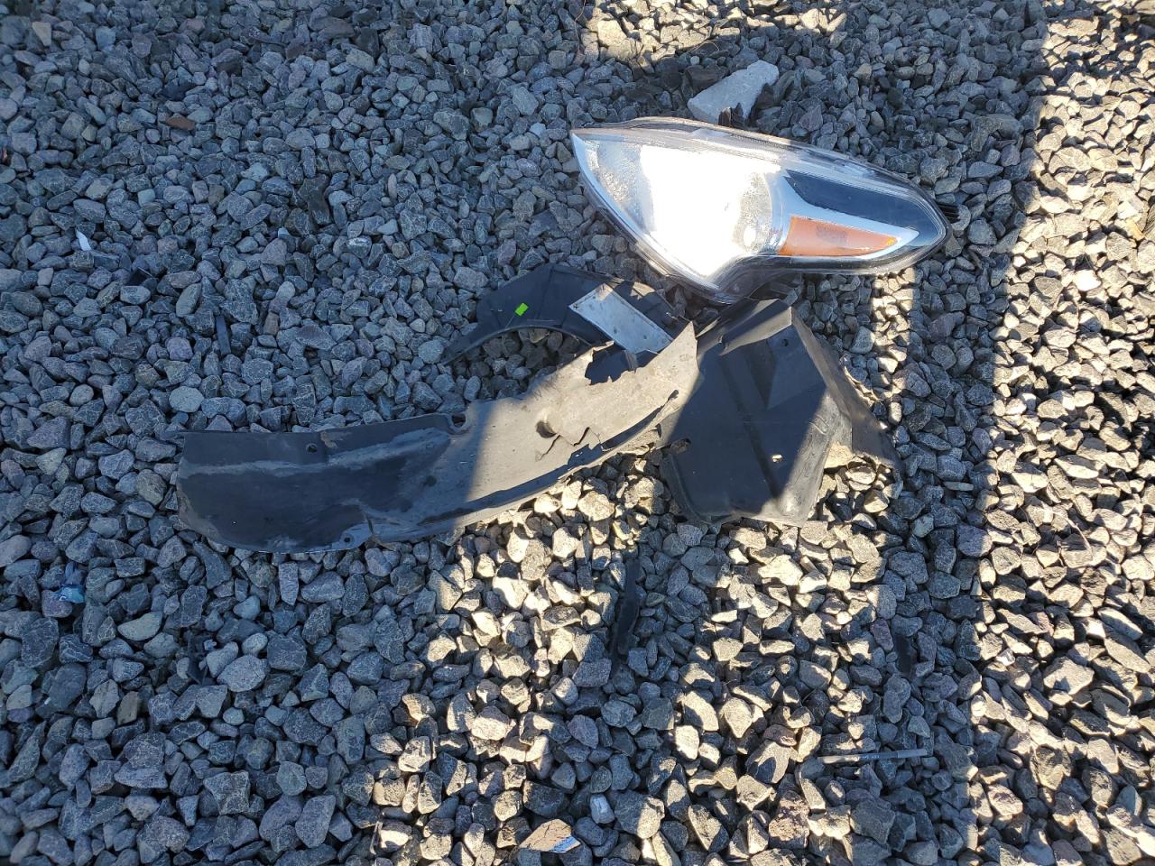 2015 Nissan Versa S VIN: 3N1CN7AP2FL942228 Lot: 85768425