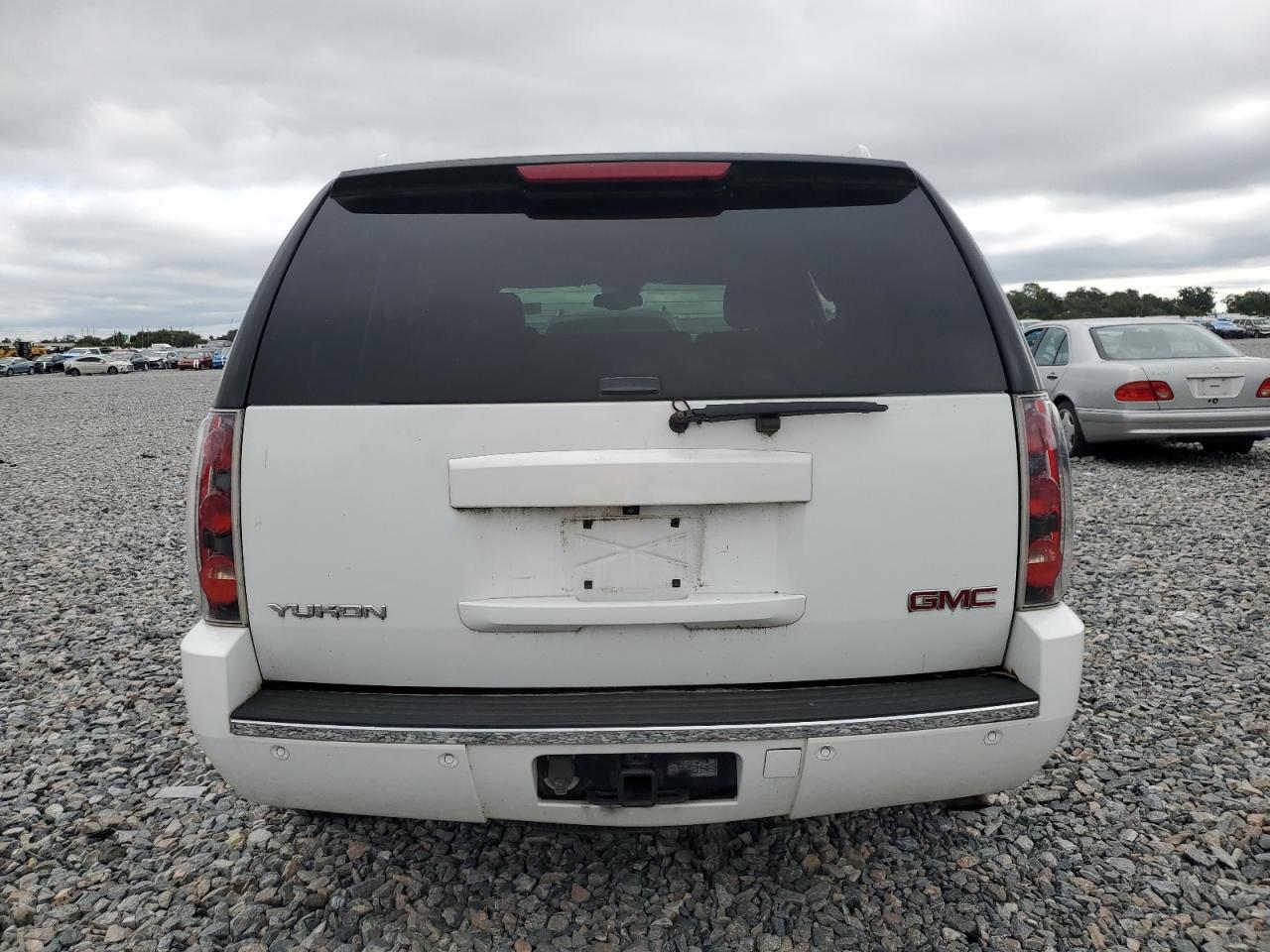 2008 GMC Yukon Denali VIN: 1GKFK63898J119278 Lot: 87412665