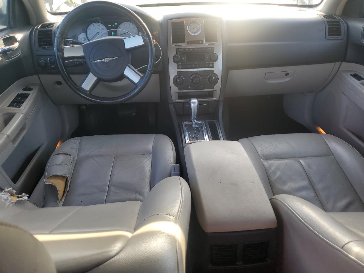 2007 Chrysler 300 Touring VIN: 2C3KA53G77H658274 Lot: 82342625