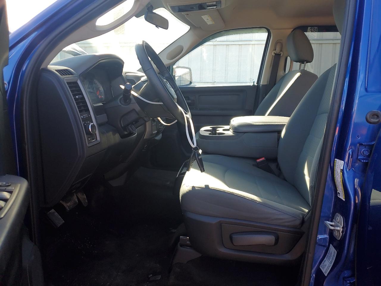 2017 Ram 1500 St VIN: 3C6RR7KT9HG699219 Lot: 89658805