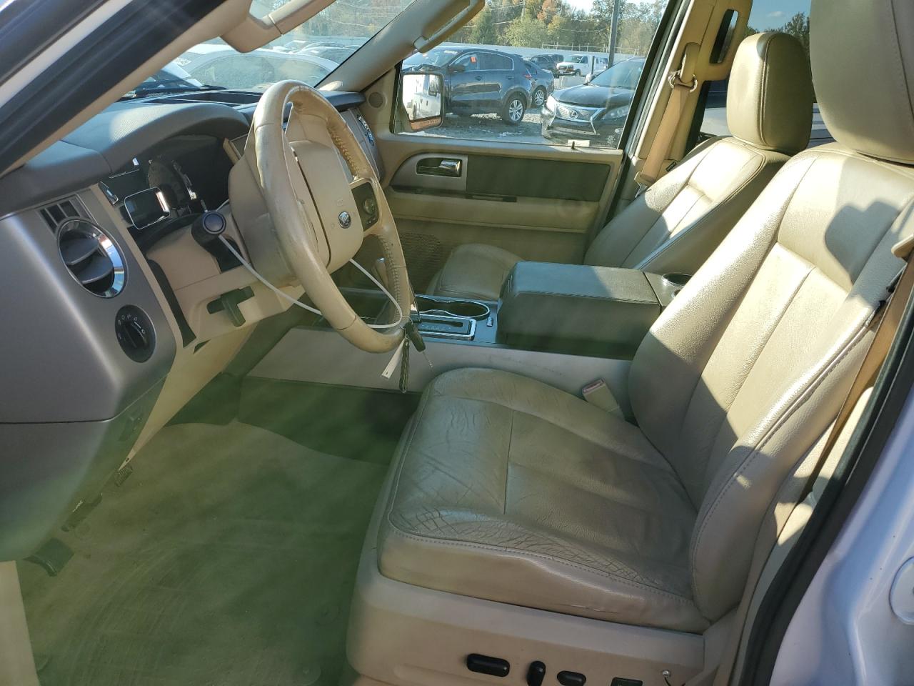 2013 Ford Expedition Xlt VIN: 1FMJU1J53DEF21615 Lot: 89622035