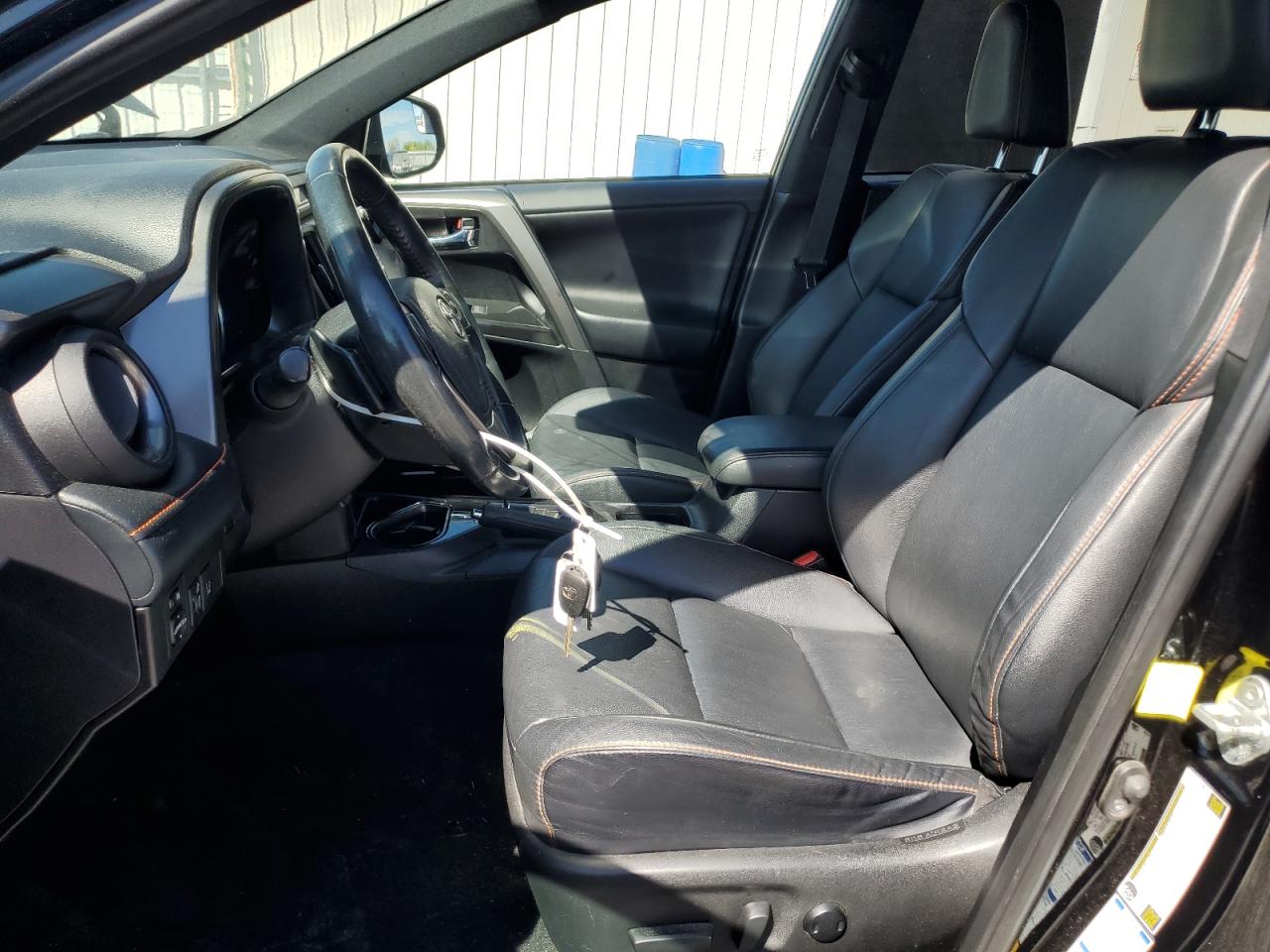 2018 Toyota Rav4 Se VIN: 2T3JFREV4JW743978 Lot: 83960125