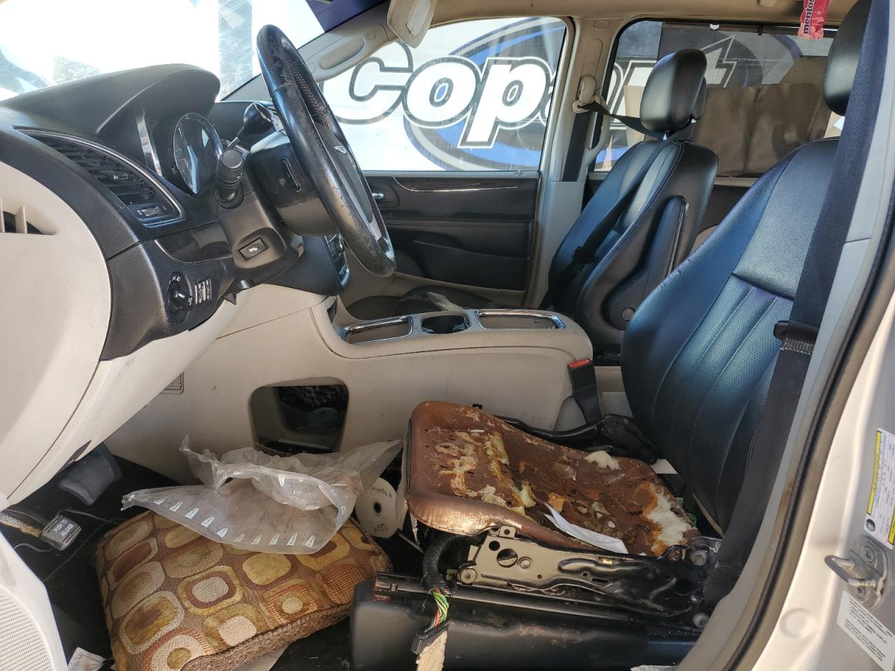 2012 Chrysler Town & Country Touring L VIN: 2C4RC1CG9CR411629 Lot: 82427945