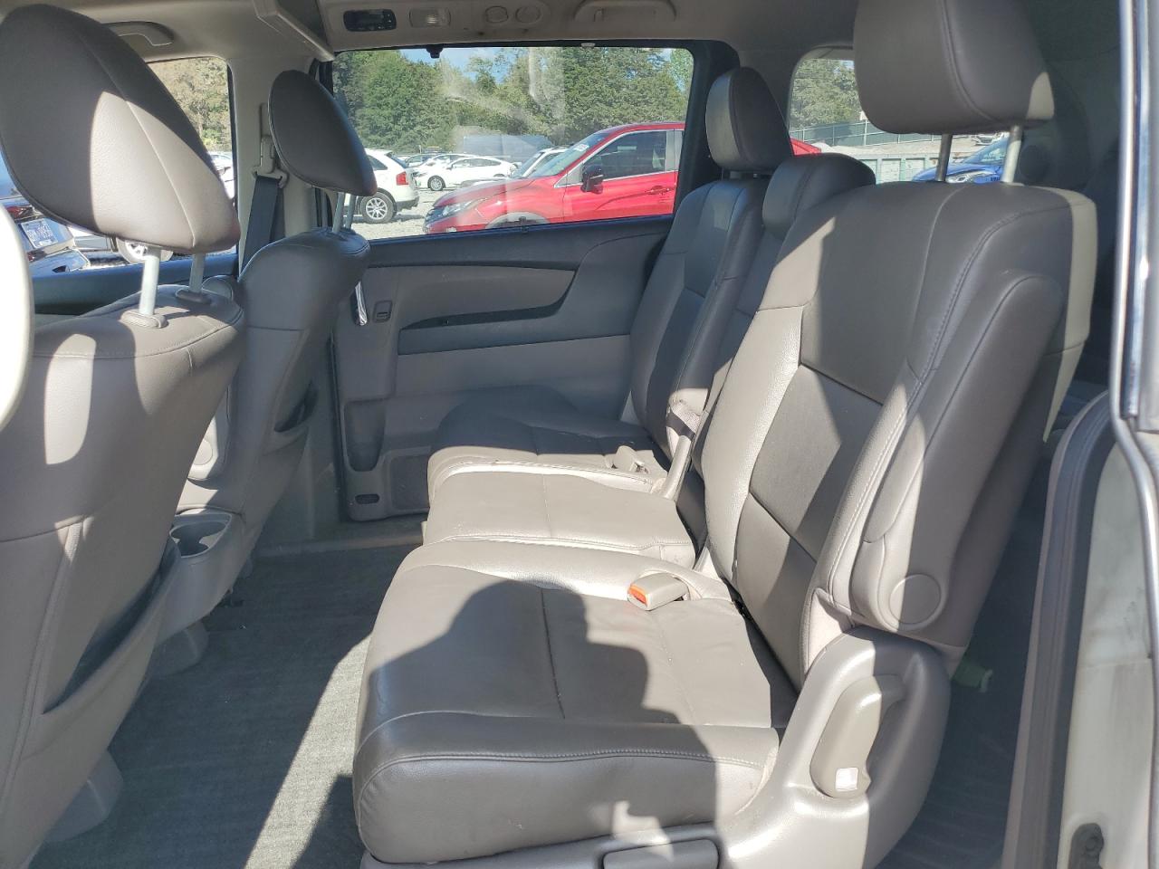 2016 Honda Odyssey Touring VIN: 5FNRL5H9XGB067232 Lot: 85003065