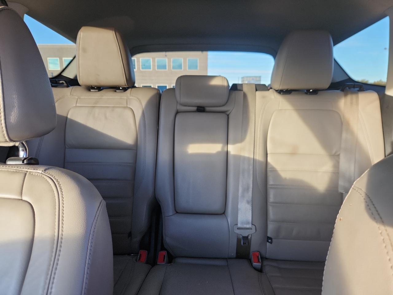 2017 Ford Escape Se VIN: 1FMCU9G92HUA26108 Lot: 89700735