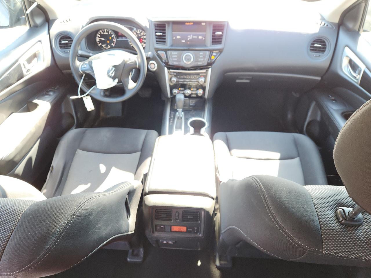 2019 Nissan Pathfinder S VIN: 5N1DR2MMXKC604085 Lot: 84703505