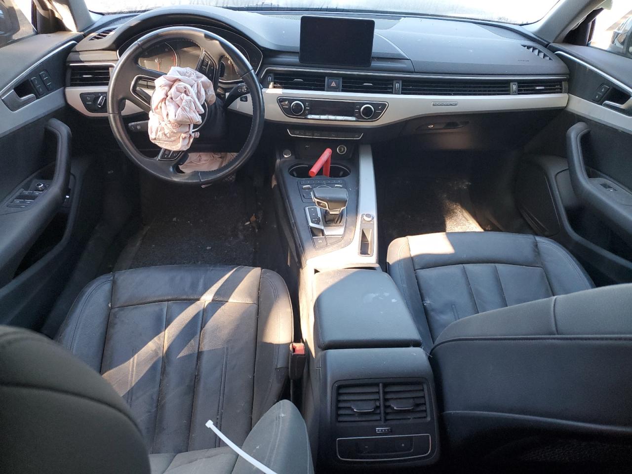 2019 Audi A4 Komfort VIN: WAUANAF46KN019869 Lot: 84195015