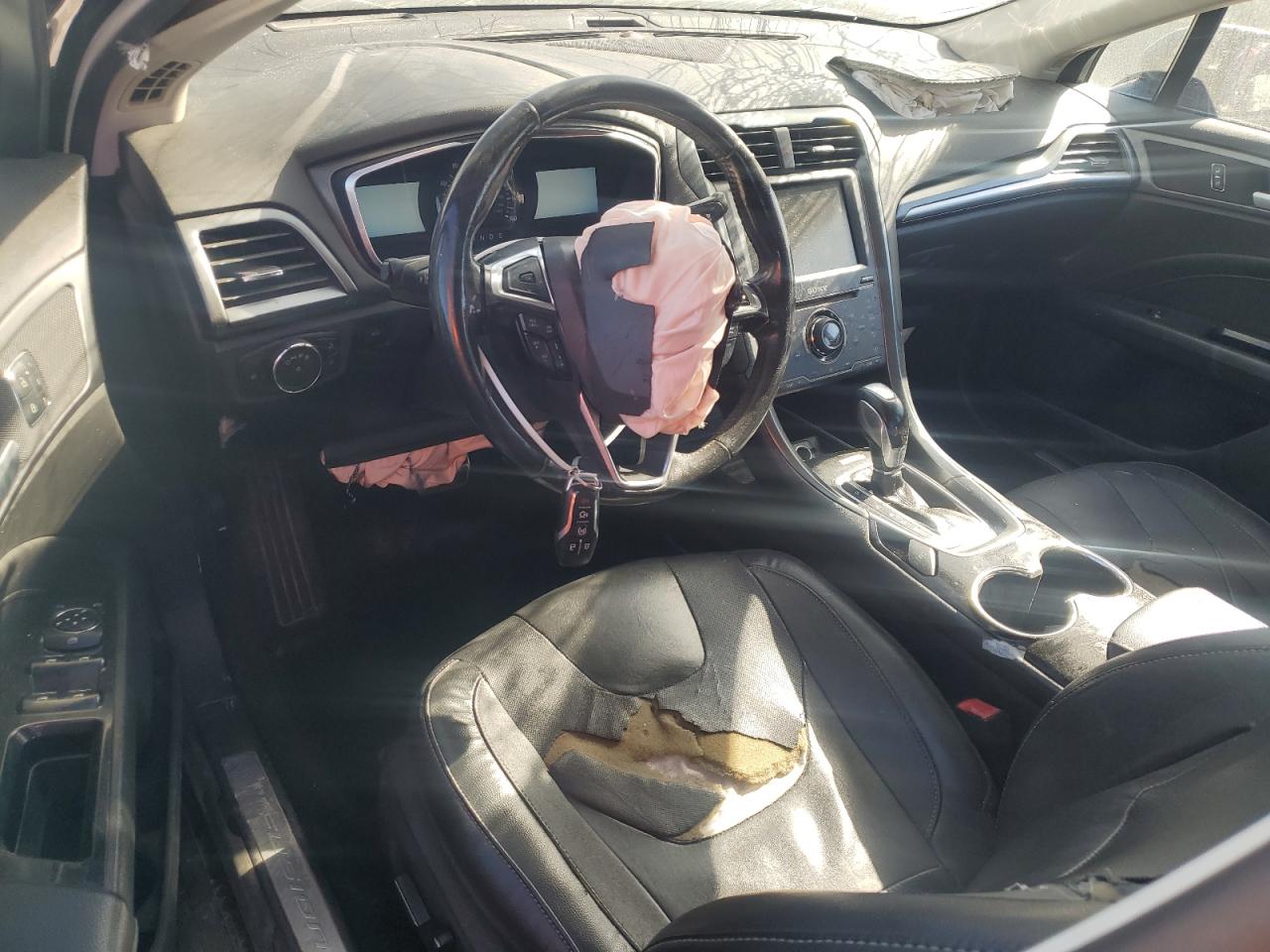 2014 Ford Fusion Titanium VIN: 3FA6P0K98ER200235 Lot: 85675305