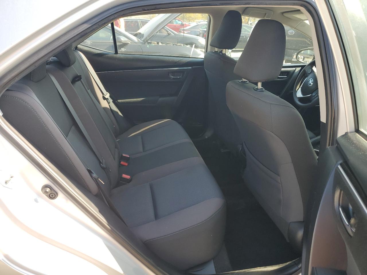 2018 Toyota Corolla L VIN: 2T1BURHE7JC966967 Lot: 82221085