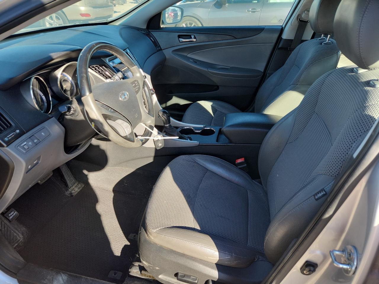 2012 Hyundai Sonata Se VIN: 5NPEC4AC7CH330013 Lot: 87467895
