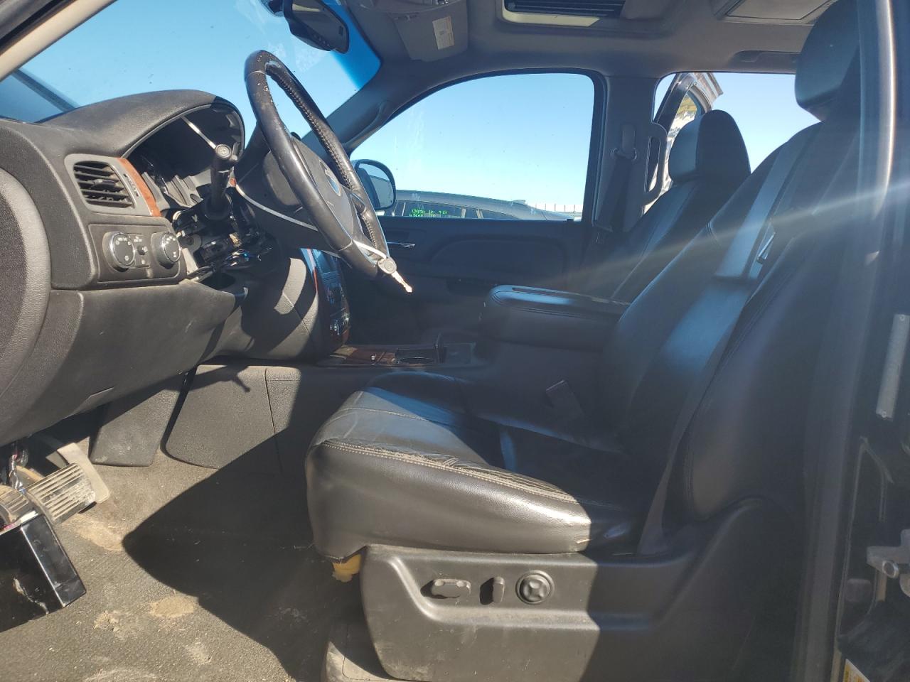 2008 Chevrolet Suburban K1500 Ls VIN: 1GNFK16338R174302 Lot: 84523045