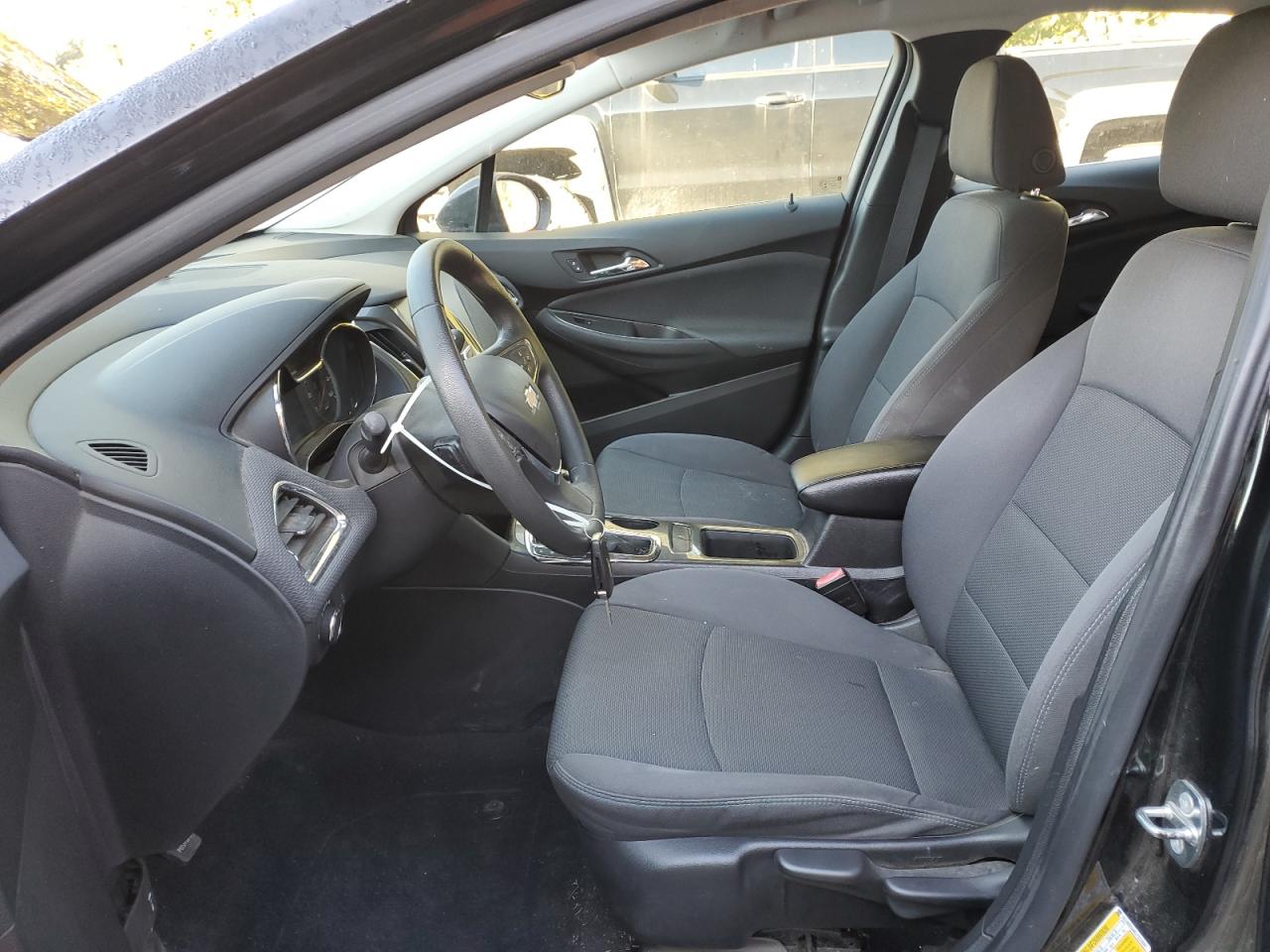 2018 Chevrolet Cruze Lt VIN: 1G1BE5SM9J7224392 Lot: 82199325