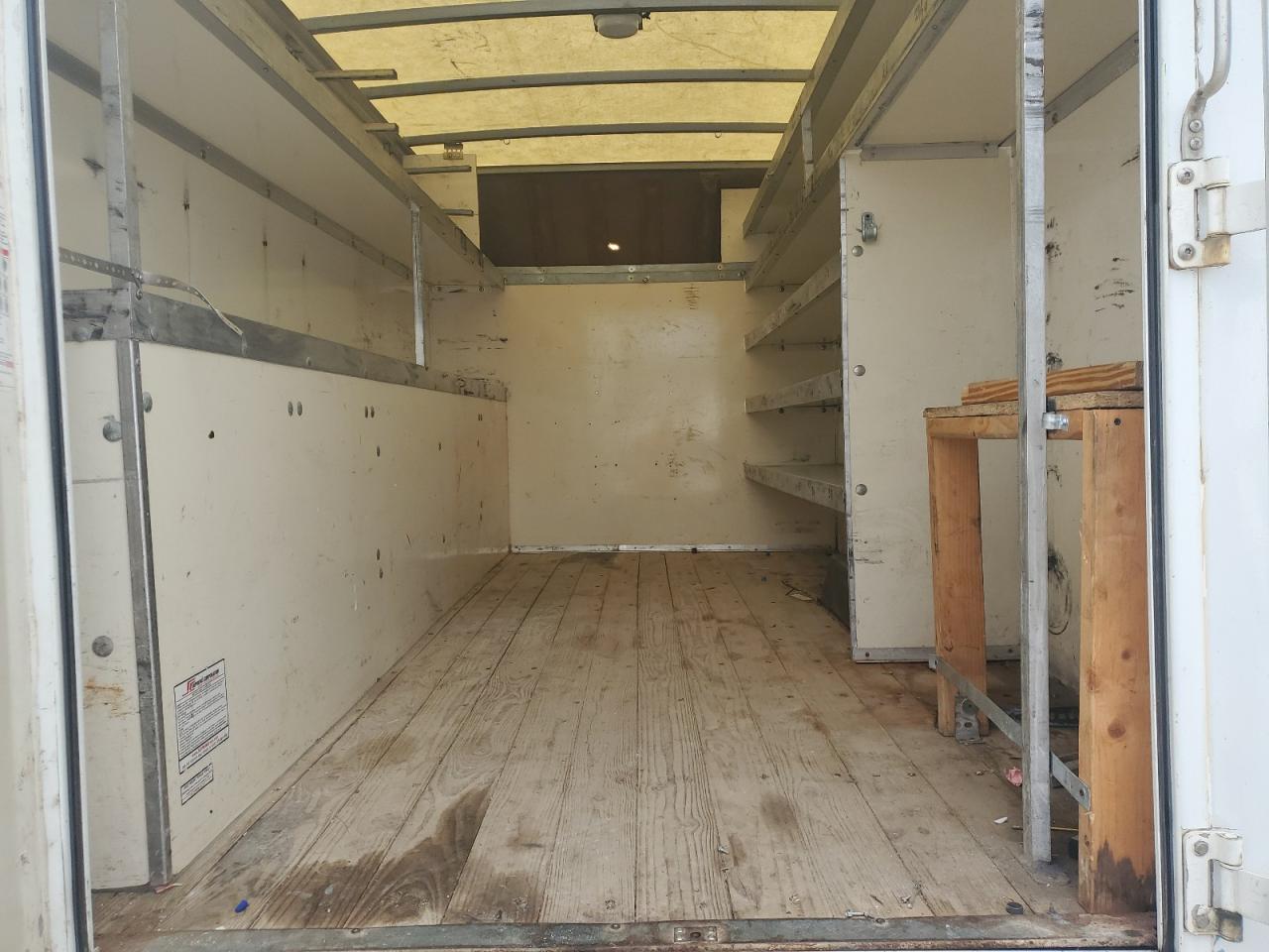 2013 Ford Econoline E350 Super Duty Cutaway Van VIN: 1FDWE3FL9DDB29458 Lot: 85194455