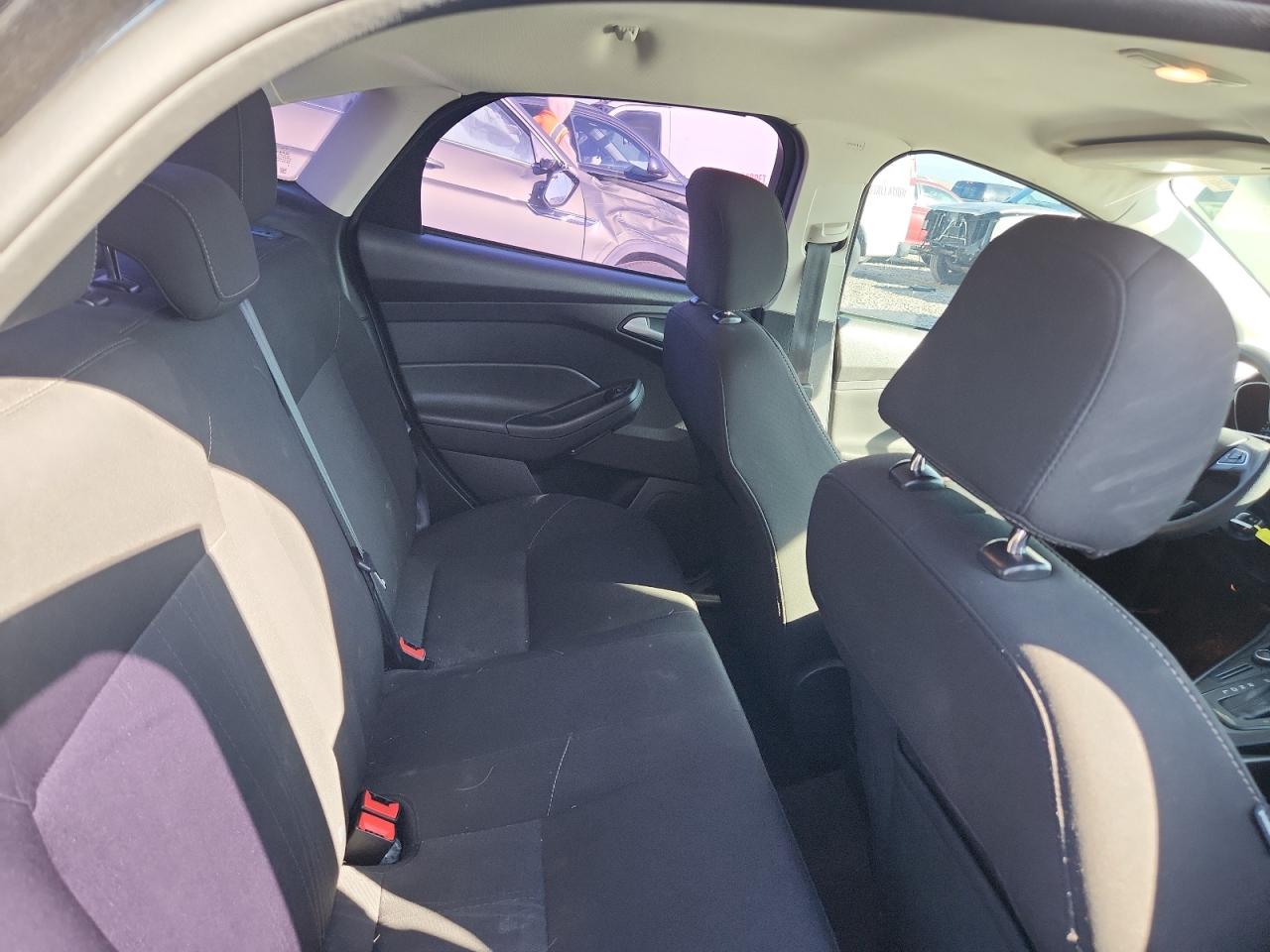 2017 Ford Focus Se VIN: 1FADP3F27HL267210 Lot: 82338005