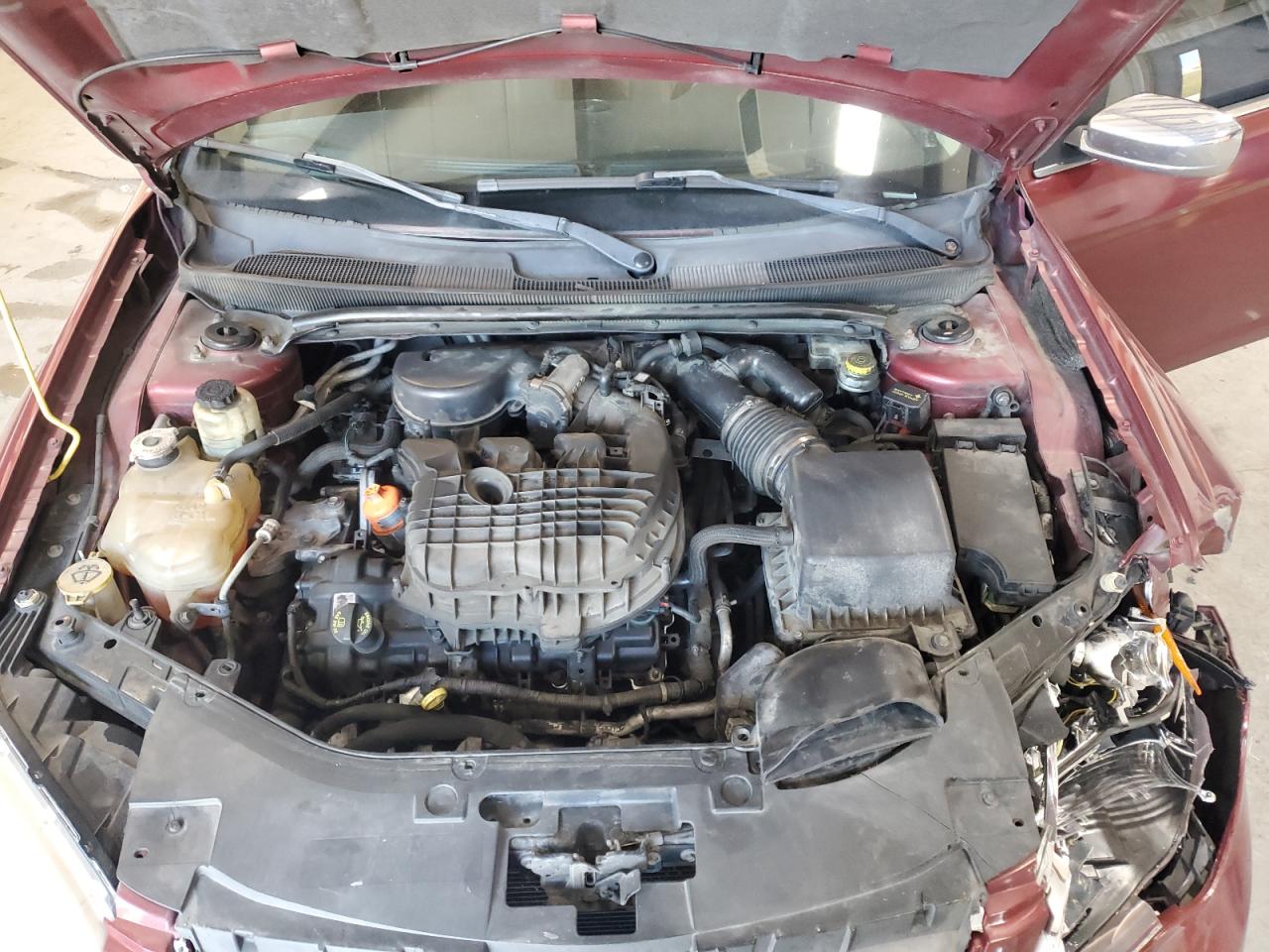 2013 Chrysler 200 Limited VIN: 1C3CCBCG7DN592440 Lot: 84700225