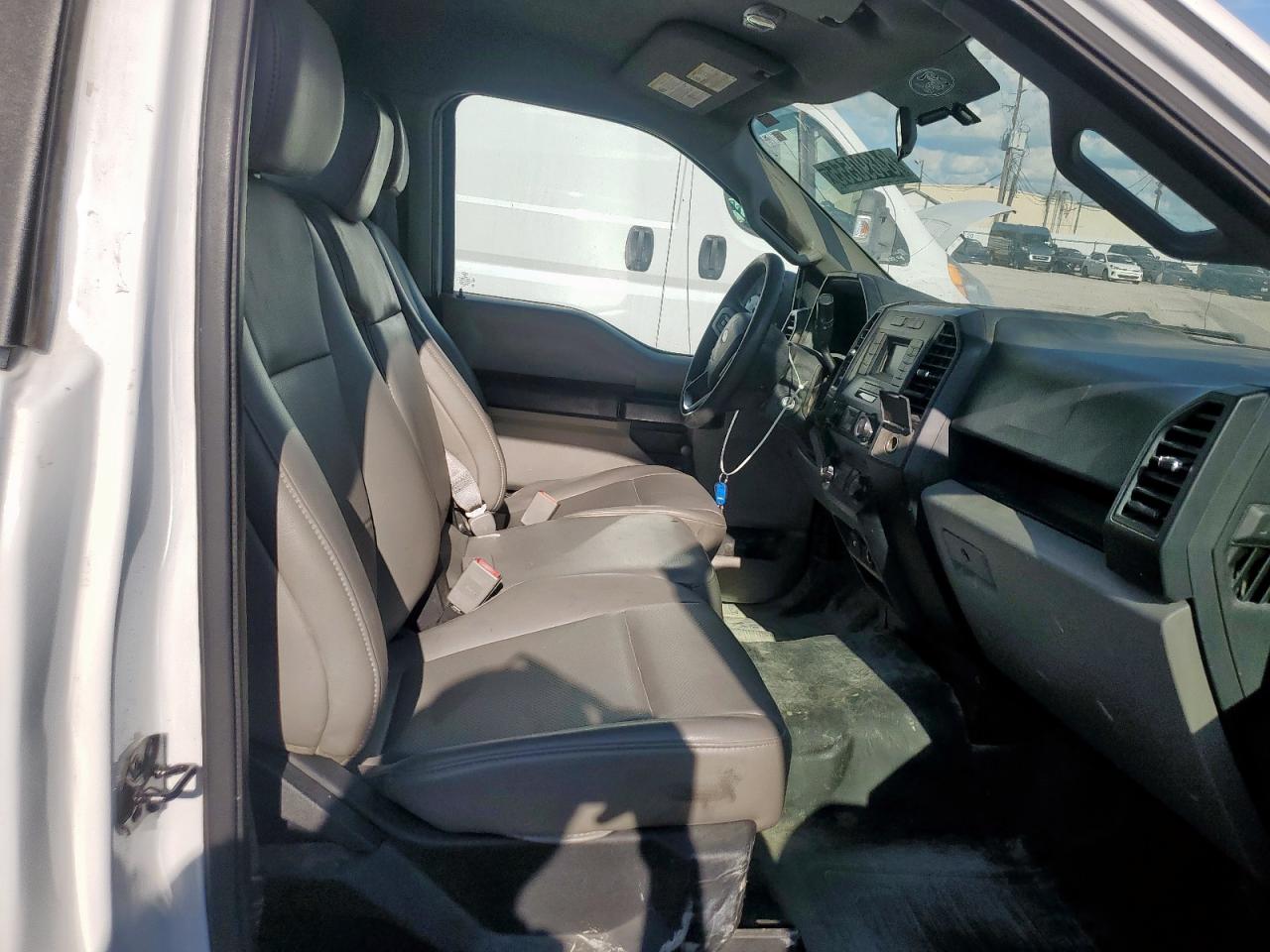 2018 Ford F150 VIN: 1FTMF1CB9JFD61261 Lot: 84890555