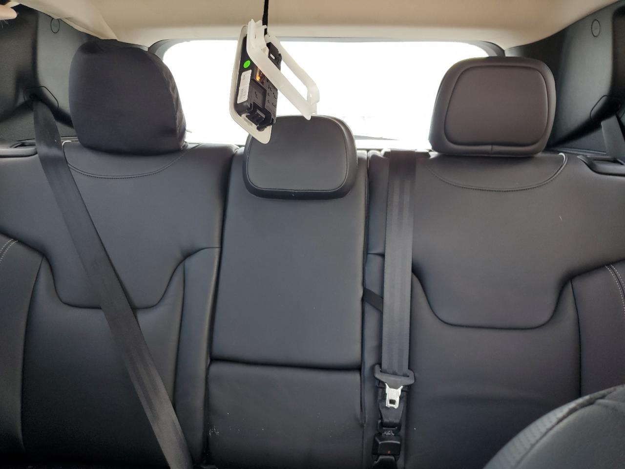 2015 Jeep Renegade Limited VIN: ZACCJADTXFPC12203 Lot: 90318025