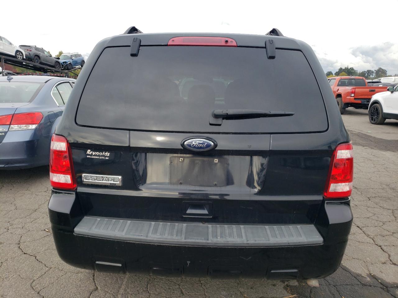 2010 Ford Escape Xlt VIN: 1FMCU0D74AKB28591 Lot: 85745475