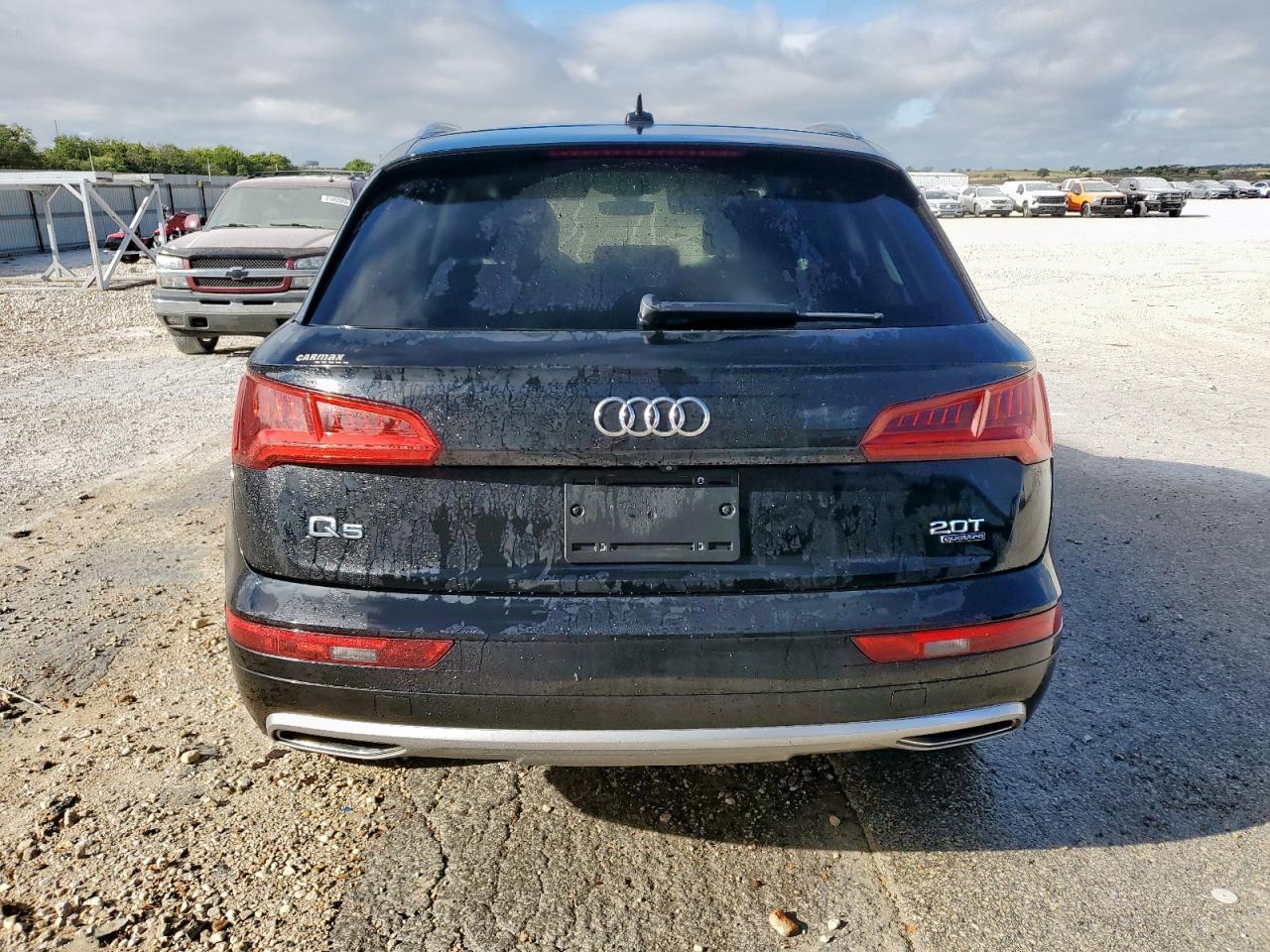 2018 Audi Q5 Premium VIN: WA1ANAFY4J2115113 Lot: 85316365