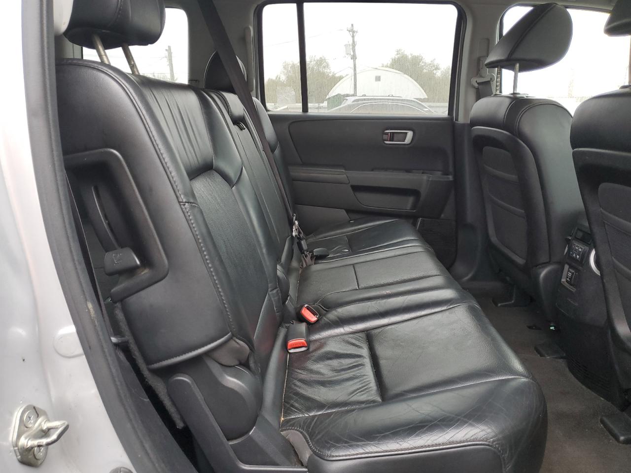 2011 Honda Pilot Exln VIN: 5FNYF4H77BB063336 Lot: 85936115