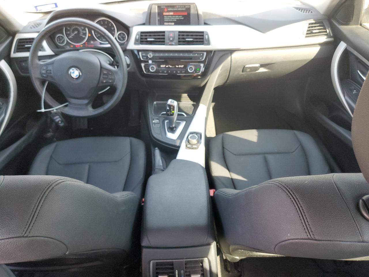 2018 BMW 320 I VIN: WBA8E1G56JNU92241 Lot: 86689075