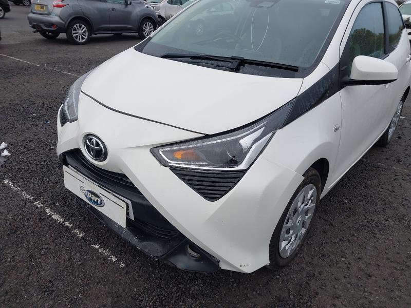 2020 TOYOTA AYGO X-PLAY TSS VVT-I 