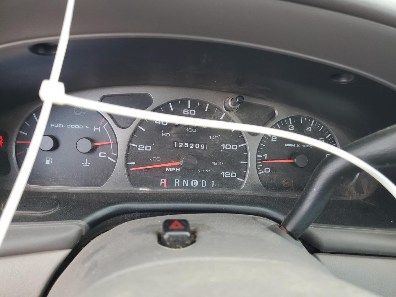 2003 Mercury Sable Gs VIN: 1MEFM50U33A629442 Lot: 85690025