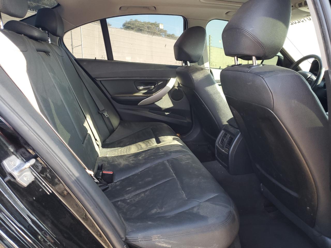 2015 BMW 320 I VIN: WBA3B1C55FP681497 Lot: 81923205