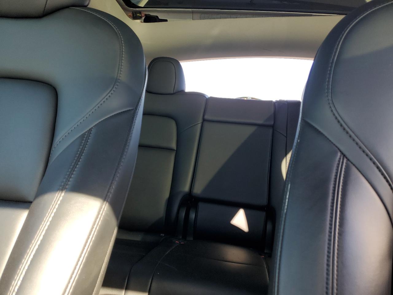 2021 Tesla Model Y VIN: 5YJYGDEE3MF306353 Lot: 86890345