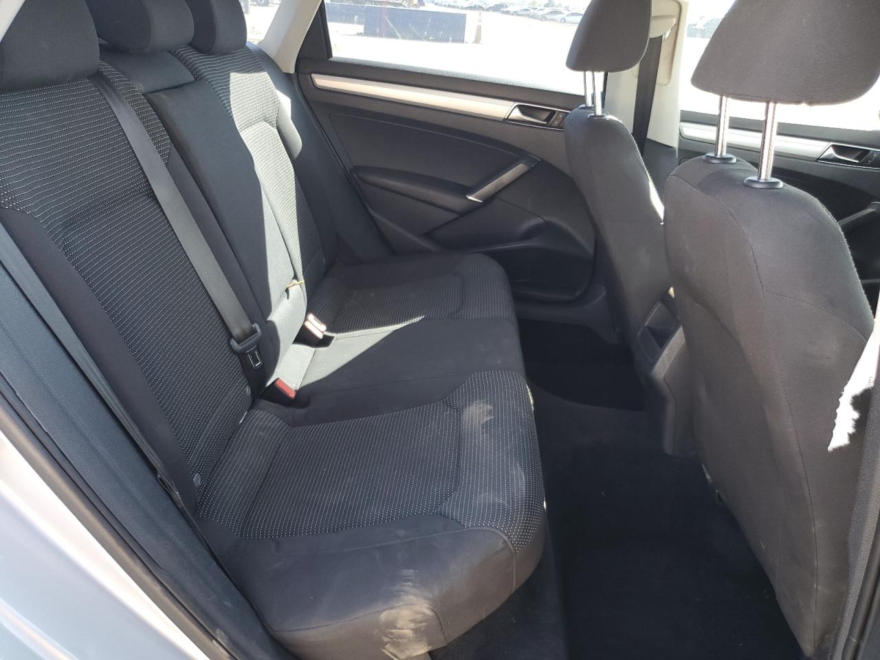 2017 Volkswagen Passat S VIN: 1VWAT7A31HC085449 Lot: 84704085