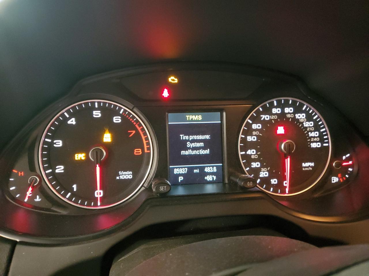 2017 Audi Q5 Premium Plus VIN: WA1L2AFP0HA043643 Lot: 84453095