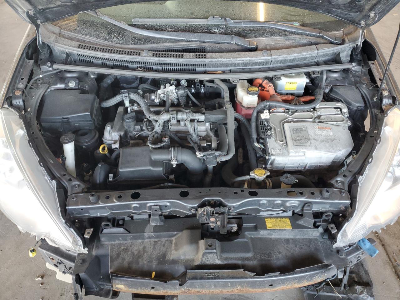 2013 Toyota Prius C VIN: JTDKDTB34D1553935 Lot: 82657405