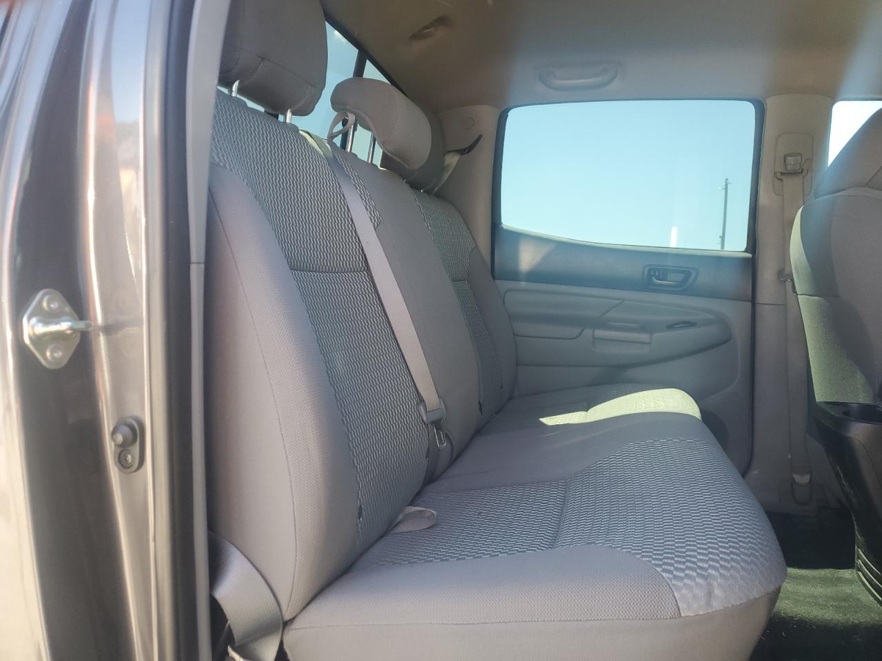 2015 Toyota Tacoma Double Cab VIN: 5TFJX4CN7FX057097 Lot: 85570365