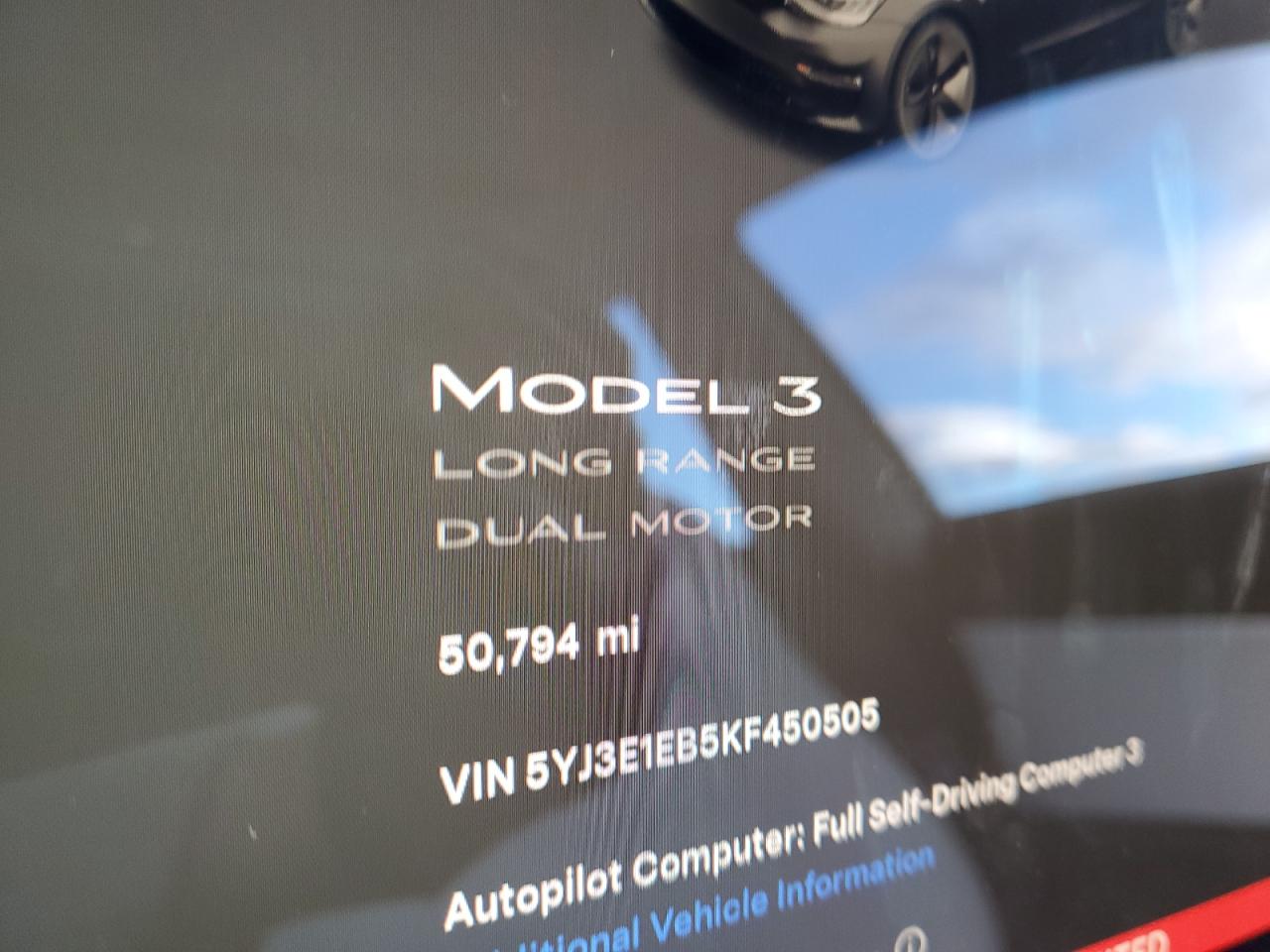 2019 Tesla Model 3 VIN: 5YJ3E1EB5KF450505 Lot: 82495905